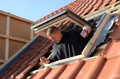 Pose de fenêtres de toit Velux à Montharville